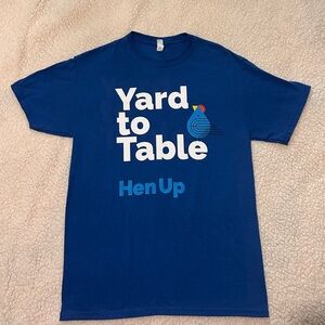 Hen Up yard to table chicken feed shirt men’s m advertising farm life